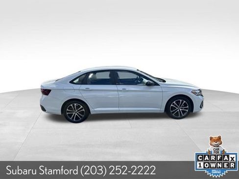 Used 2023 Volkswagen Jetta Sport FWD image 9