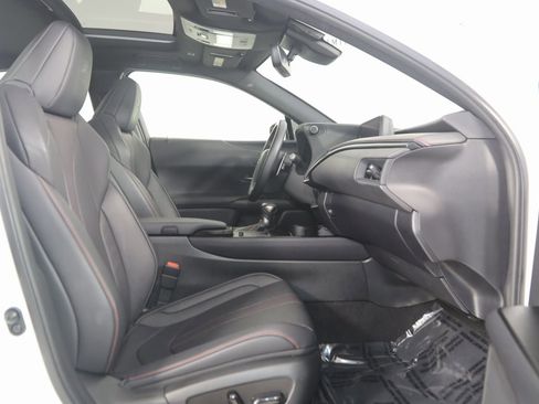 Used 2020 Lexus UX 250h F Sport image 13