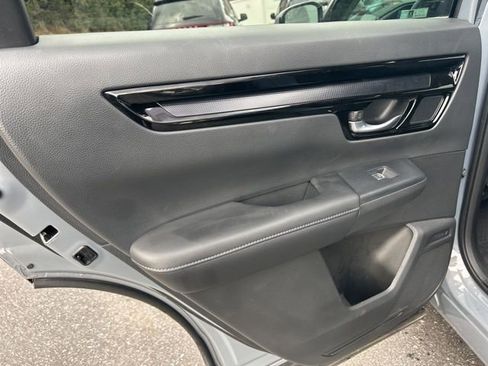 Used 2023 Honda CR-V EX-L image 27