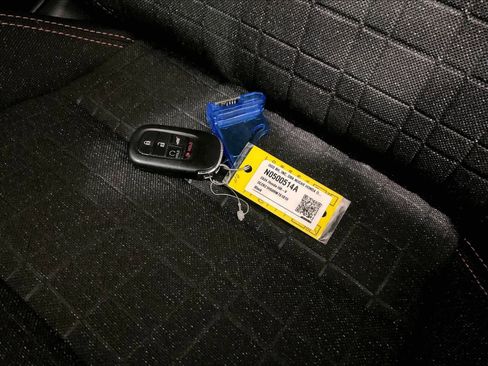 Used 2024 Honda HR-V Sport image 30