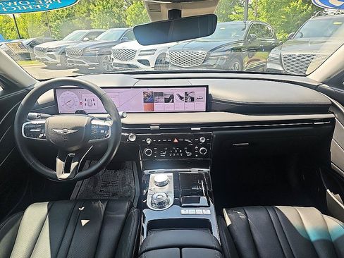 Used 2025 Genesis G80 2.5T AWD/4WD image 31