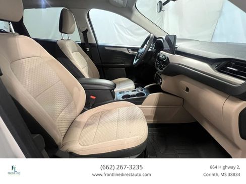Used 2021 Ford Escape SE FWD image 19