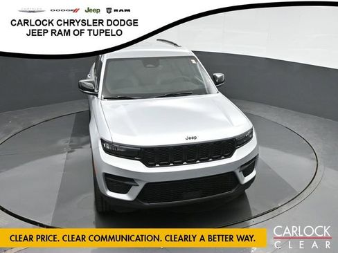 New 2025 Jeep Grand Cherokee Altitude image 64