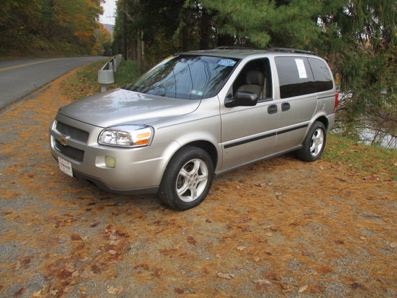 Used 2006 Chevrolet Uplander LS FWD image 3