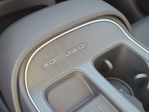 New 2026 Hyundai Palisade FWD Hybrid image 32