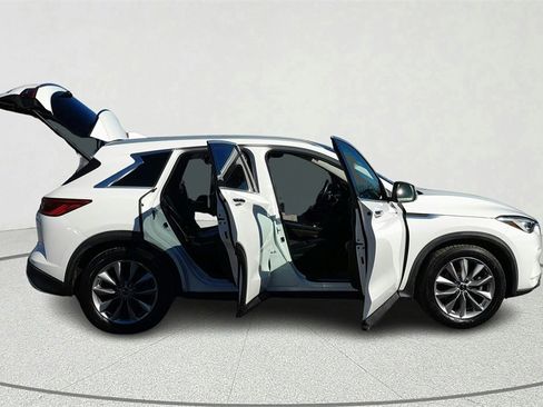 Used 2019 INFINITI QX50 Luxe w/ Navigation Package image 14