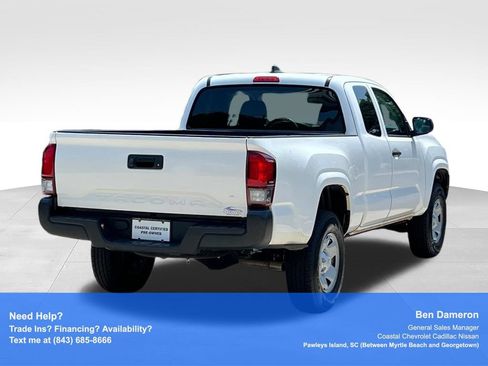 Used 2022 Toyota Tacoma SR RWD image 12