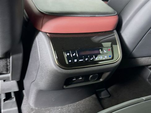 New 2026 INFINITI QX80 Autograph image 32