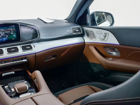 Certified 2025 Mercedes-Benz GLE 53 AMG 4MATIC Coupe image 23