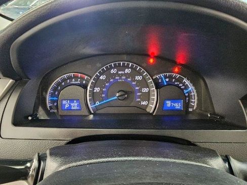 Used 2014 Toyota Camry XLE w/ Leather Package FWD image 13