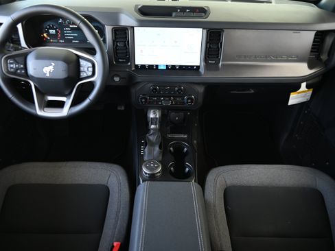 Used 2026 Ford Bronco Big Bend AWD/4WD image 16