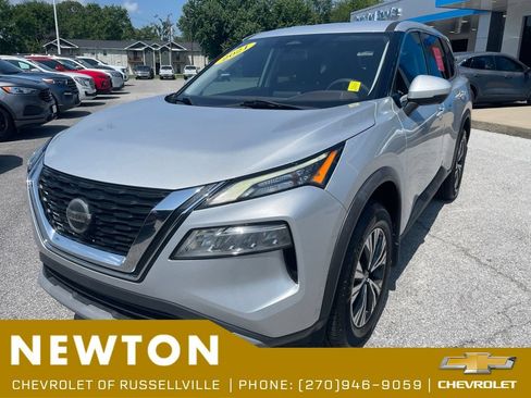 Used 2021 Nissan Rogue SV FWD image 3