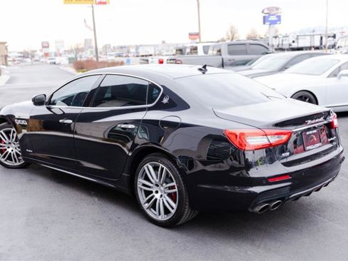 Used 2017 Maserati Quattroporte S GranSport Q4 image 28