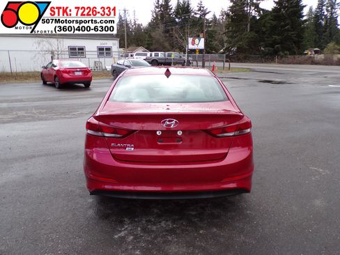 Used 2017 Hyundai Elantra SE image 6