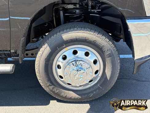 New 2026 RAM 3500 Tradesman image 9