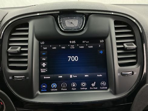 Used 2021 Chrysler 300 S RWD image 34
