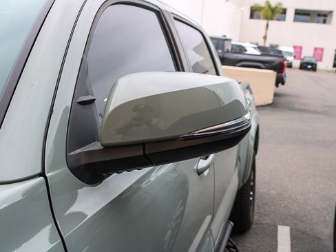 Used 2023 Toyota Tacoma TRD Sport w/ Black Out Package (TMS) RWD image 10