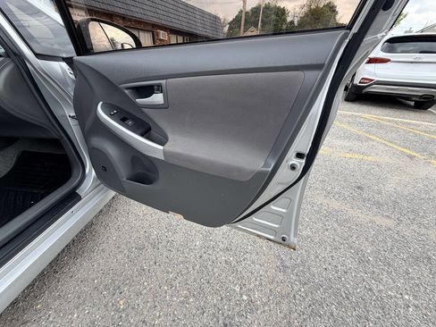 Used 2011 Toyota Prius Three FWD image 48