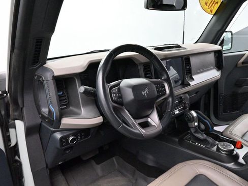 Used 2024 Ford Bronco Wildtrak AWD/4WD image 16