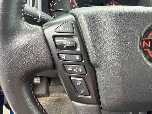Used 2024 Nissan Titan PRO-4X w/ Pro-4x Convenience Package AWD/4WD image 17