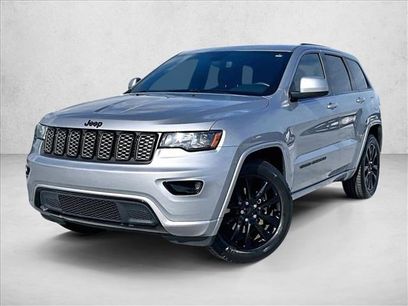 Used 2019 Jeep Grand Cherokee Altitude