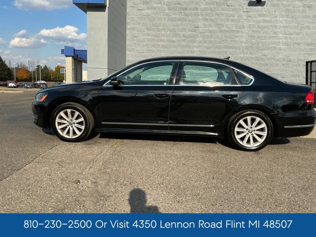 Used 2013 Volkswagen Passat 2.5 SEL FWD image 11