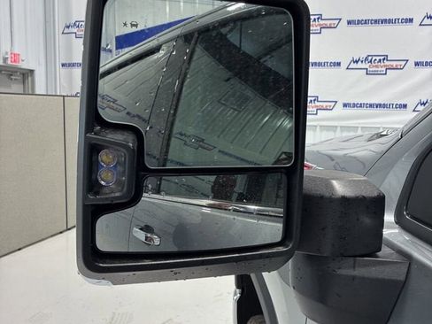 New 2026 Chevrolet Silverado 2500 LTZ w/ LTZ Premium Package AWD/4WD image 18