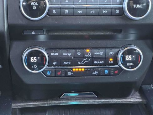 Used 2018 Ford Expedition Limited image 6