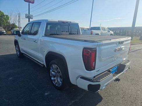 Used 2025 GMC Sierra 1500 Denali AWD/4WD image 6
