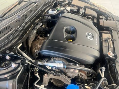 Used 2018 MAZDA MAZDA3 Sport FWD image 30