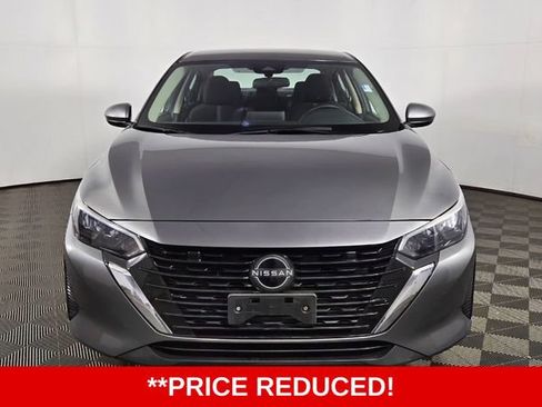 Used 2024 Nissan Sentra SV FWD image 2