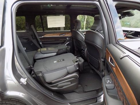 New 2025 Jeep Grand Cherokee L Summit image 35