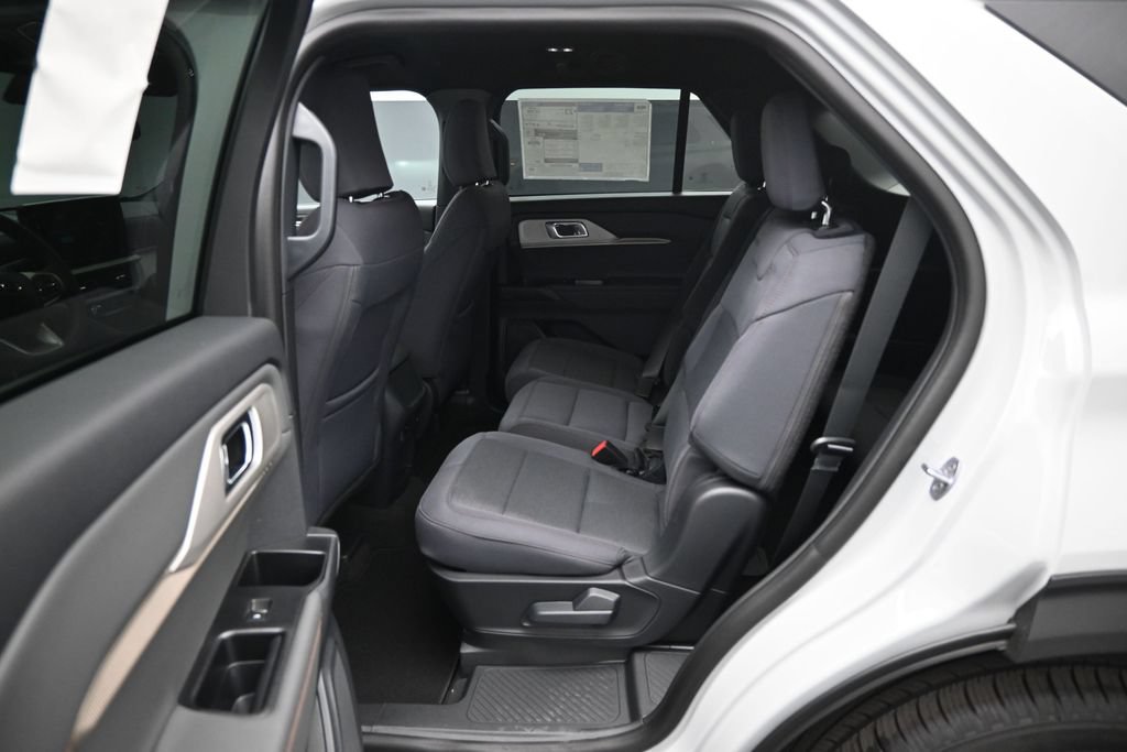 New 2027 Ford Explorer Active RWD image 18
