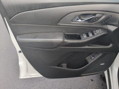 Used 2023 Chevrolet Traverse Premier w/ LPO, Floor Liner Package AWD/4WD image 12
