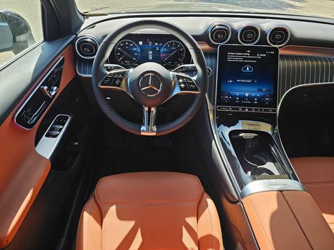 New 2026 Mercedes-Benz GLC 300 4MATIC image 18