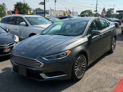 Used 2018 Ford Fusion SE w/ Fusion SE Technology Package
