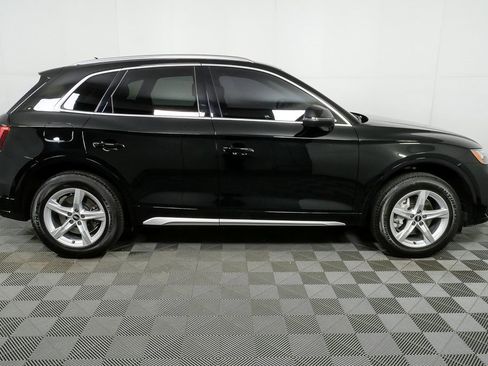 Used 2021 Audi Q5 2.0T Premium image 2