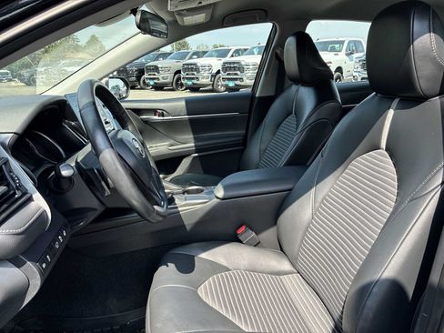 Used 2024 Toyota Camry SE FWD image 13