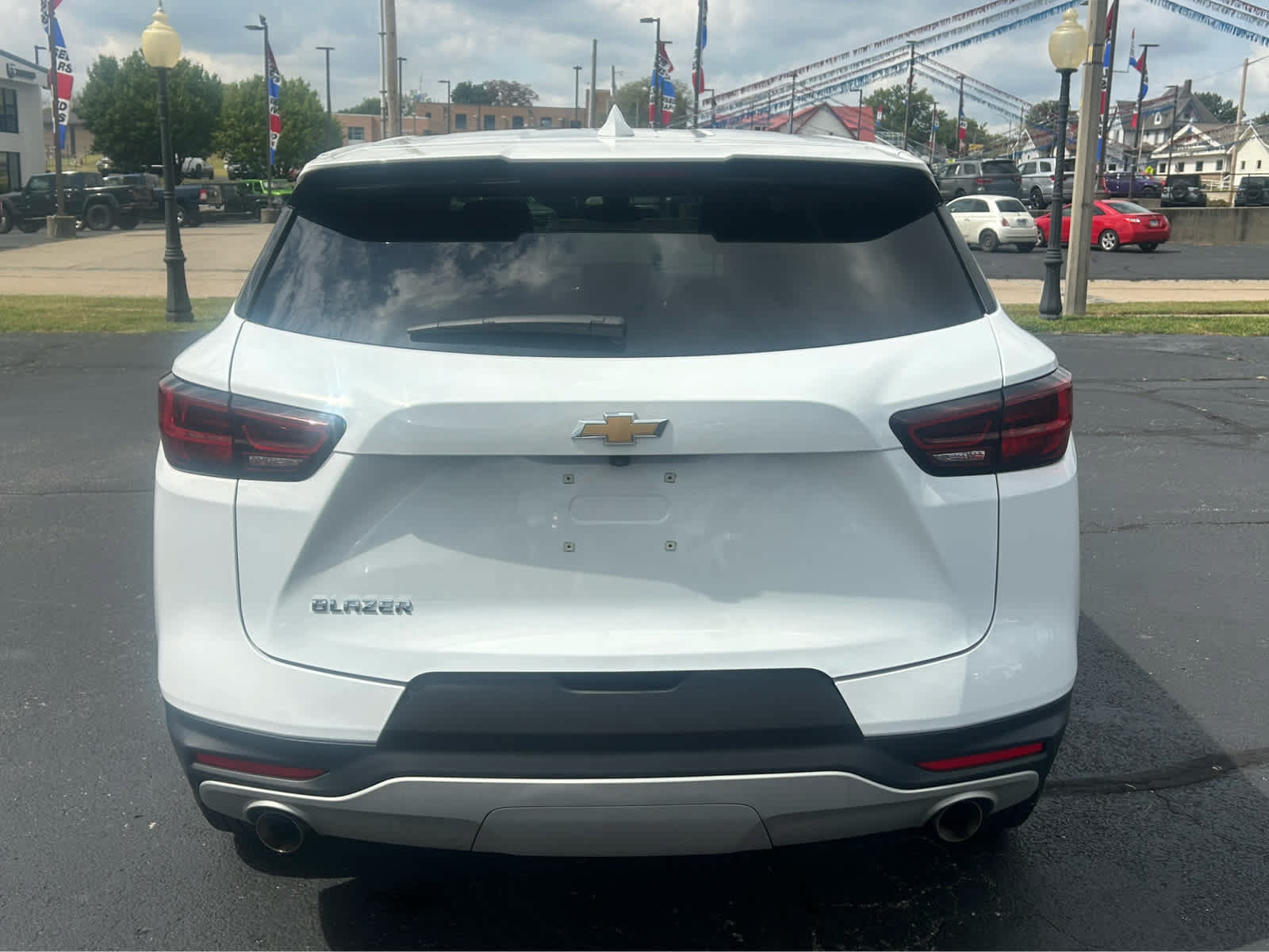 Used 2025 Chevrolet Blazer LT FWD image 7