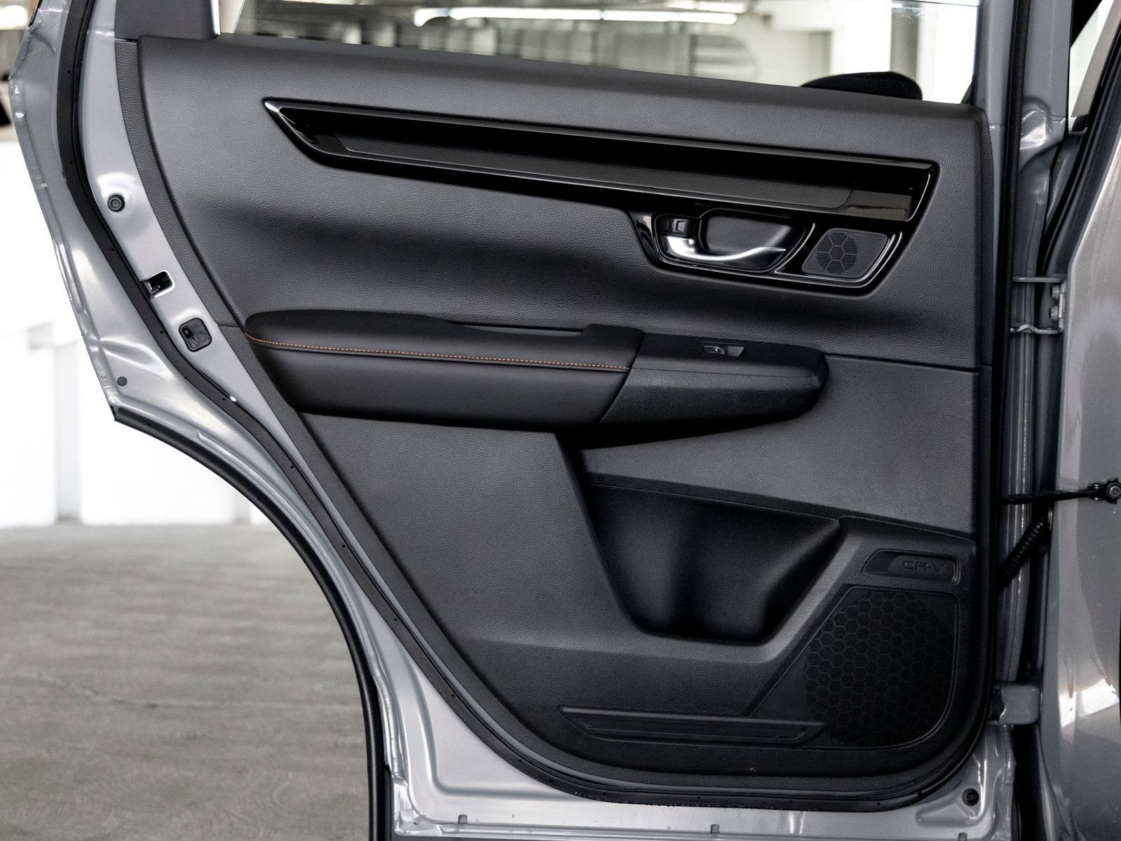 Used 2025 Honda CR-V Sport Touring image 18