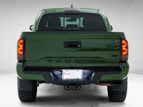 Used 2021 Toyota Tacoma TRD Sport image 32