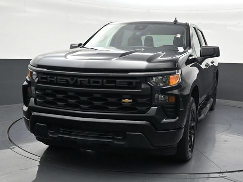 Used 2022 Chevrolet Silverado 1500 Custom RWD image 9