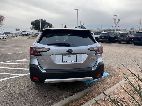Used 2024 Subaru Outback Limited XT image 4