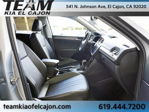Used 2022 Volkswagen Tiguan SE image 10