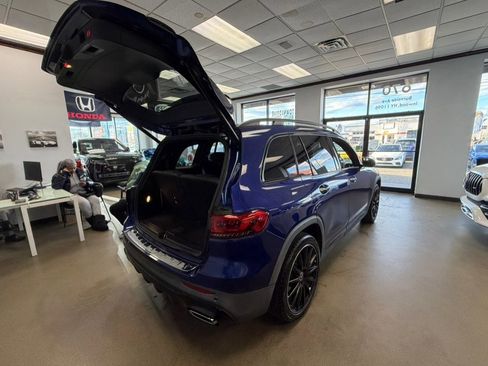Used 2022 Mercedes-Benz GLB 250 GLB 250 SUV image 18