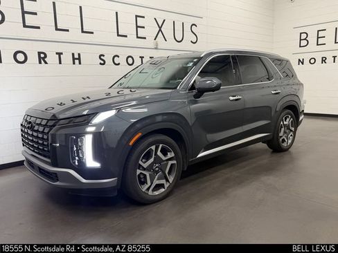 Used 2023 Hyundai Palisade Limited AWD/4WD image 9