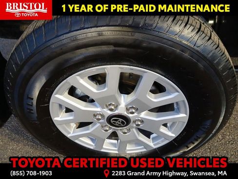 Certified 2024 Toyota Tacoma SR5 image 10