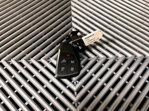 Used 2022 Chevrolet Silverado 1500 LTZ w/ LTZ Premium Package image 9