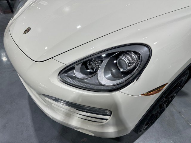 Used 2011 Porsche Cayenne AWD/4WD image 14