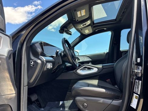 Used 2024 Mercedes-Benz GLE 450e 4MATIC image 8